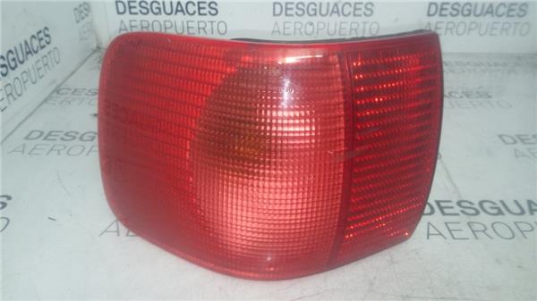 piloto-trasero-izdo-exterior-audi-80-berlina-avant-08-1991.jpeg