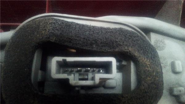 piloto-trasero-dcho-exterior-citroen-berlingo-combi-2008-1-6-hdi-90-2.jpeg