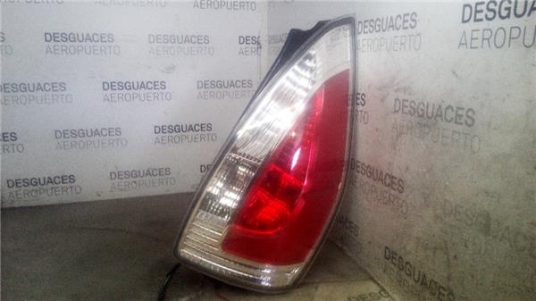piloto-trasero-dcho-exterior-mazda-5-berlina-cr2005-2-0-crtd-active-81kw-20-ltr-81-kw-turbodiesel-cat.jpeg