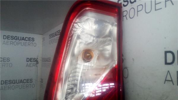piloto-trasero-dcho-exterior-nissan-nv400-furgon-x622011-2-3-comfort-l1h1-33t-23-ltr-96-kw-dci-diesel-cat-1.jpeg