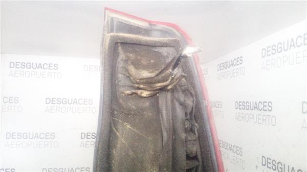 piloto-trasero-dcho-exterior-nissan-nv400-furgon-x622011-2-3-comfort-l1h1-33t-23-ltr-96-kw-dci-diesel-cat-4.jpeg