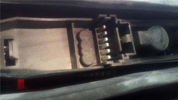 piloto-trasero-izdo-exterior-renault-kangoo-i-f-kc01997-d-65-1-9-kc0e-kc02-kc0j-kc0n-2.jpeg