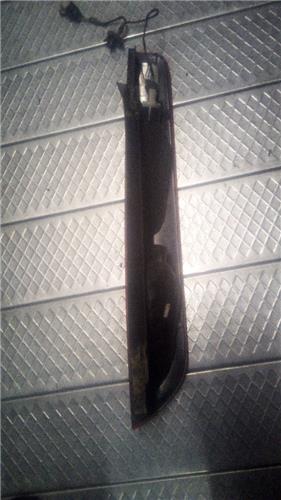 piloto-trasero-izdo-exterior-ford-focus-ii-da_-1-6-1.jpeg