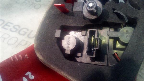 piloto-trasero-dcho-exterior-peugeot-206-2009-1-4-basico-14-ltr-50-kw-hdi-2.jpeg