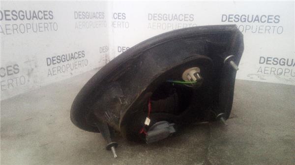 piloto-trasero-dcho-interior-chevrolet-alero-2-2-1.jpeg