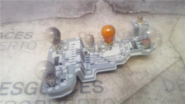 portalampara-piloto-tra-izdo-mercedes-benz-clase-c-bm-204-familiar-01-2011-2-1-c-200-t-cdi-blueefficiency-204-201-21-ltr-100-kw-cdi-cat.jpeg