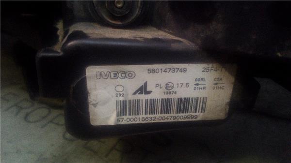 faro-del-dcho-iveco-daily-camion-2011-is35sc2-2.jpeg