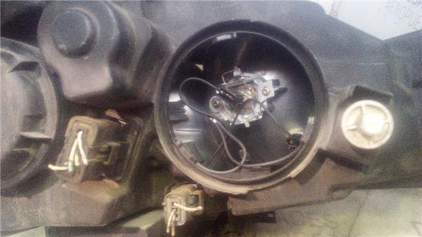 faro-xenon-izdo-citroen-c5-berlina-2001-2-2-hdi-dc4hxb-dc4hxe-2.jpeg