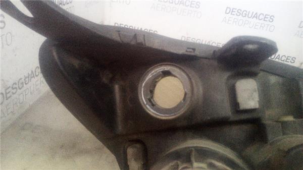 faro-xenon-izdo-citroen-c5-berlina-2001-2-2-hdi-dc4hxb-dc4hxe-3.jpeg