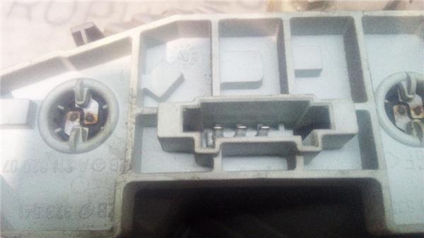 piloto-trasero-dcho-interior-mercedes-benz-clase-e-bm-211-berlina-01-2002-2-2-e-220-cdi-211-008-22-ltr-125-kw-cdi-cat-2.jpeg