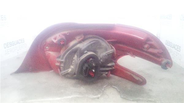 piloto-trasero-izdo-exterior-peugeot-208-01-2012-1-4-active-14-ltr-50-kw-hdi-fap-1.jpeg