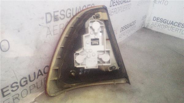 piloto-trasero-dcho-exterior-bmw-serie-3-touring-e461999-2-0-318i-edition-advance-20-ltr-105-kw-16v-1.jpeg
