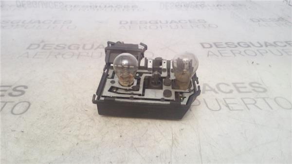 portalampara-piloto-tra-izdo-audi-100-berlina-c41990-2-3-europa-23-ltr-98-kw.jpeg