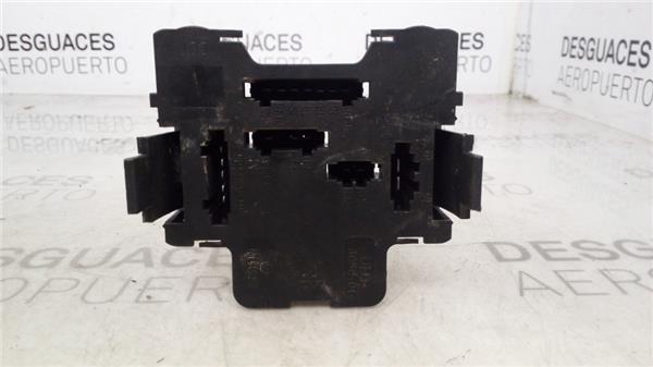 portalampara-piloto-tra-izdo-volkswagen-2-4-di-1.jpeg