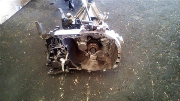 caja-cambios-manual-renault-megane-ii-berlina-5p-10-2002-1-5-emotion-15-ltr-78-kw-dci-diesel-1.jpeg