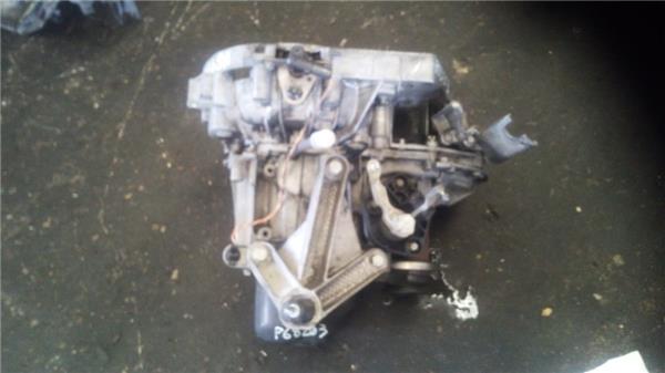 caja-cambios-manual-renault-megane-ii-berlina-5p-10-2002-1-5-emotion-15-ltr-78-kw-dci-diesel.jpeg