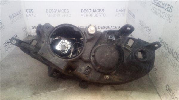 faro-del-dcho-peugeot-807-2002-2-2-st-22-ltr-94-kw-hdi-fap-cat-4hw-dw12c-1.jpeg