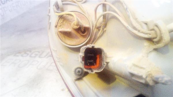 piloto-trasero-izdo-exterior-hyundai-ix35-el-lm2010-2-0-kosmo-2wd-20-ltr-100-kw-crdi-cat-1.jpeg