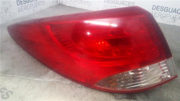 piloto-trasero-izdo-exterior-hyundai-ix35-el-lm2010-2-0-kosmo-2wd-20-ltr-100-kw-crdi-cat-2.jpeg