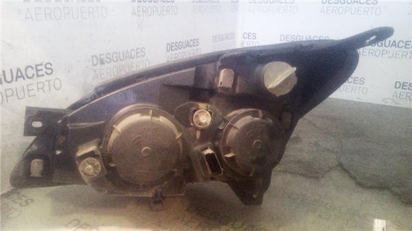 faro-del-dcho-citroen-c5-berlina-2001-2-0-hdi-dcrhzb-dcrhze-3.jpeg