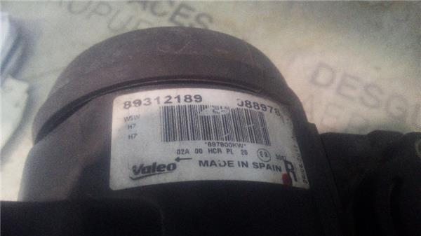 faro-del-dcho-volkswagen-passat-berlina-3c22005-2-0-tdi-16v-2.jpeg