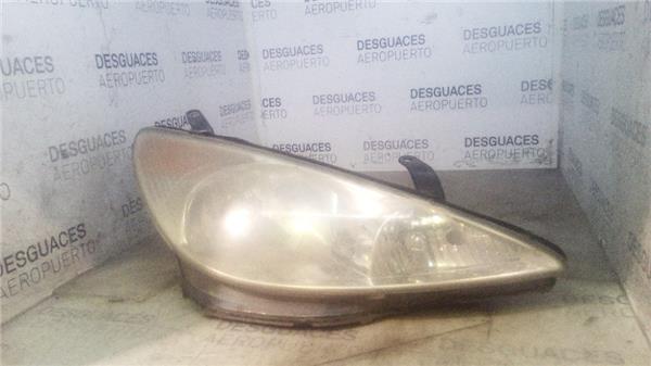 faro-del-izdo-toyota-previa-r302000-2-0-d-4d.jpeg