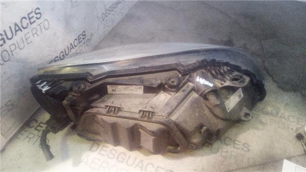 faro-del-izdo-volvo-v40-2012-1-6-momentum-16-ltr-84-kw-diesel-cat-1.jpeg