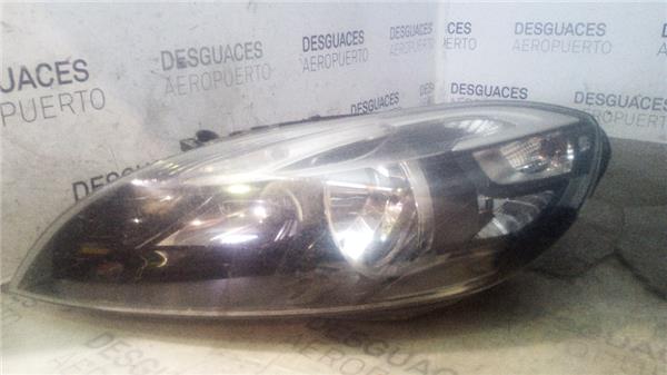 faro-del-izdo-volvo-v40-2012-1-6-momentum-16-ltr-84-kw-diesel-cat-6.jpeg