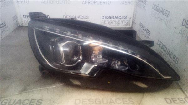 faro-xenon-dcho-peugeot-308-sw-02-2014-1-6-allure-16-ltr-85-kw-16v-e-hdi-fap.jpeg