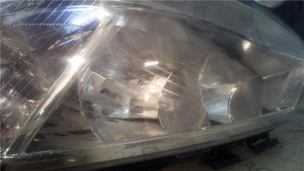 faro-del-izdo-renault-megane-ii-sedan-lm0-1_-1-6-16v-4.jpeg