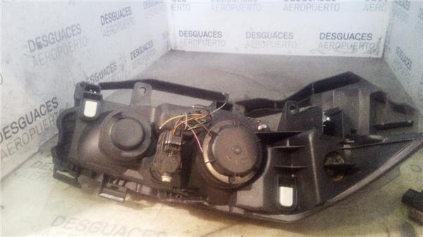 faro-del-izdo-renault-megane-ii-sedan-lm0-1_-1-6-16v-5.jpeg