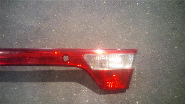 piloto-tra-central-seat-toledo-1m203-1999-1-9-tdi-16.jpeg