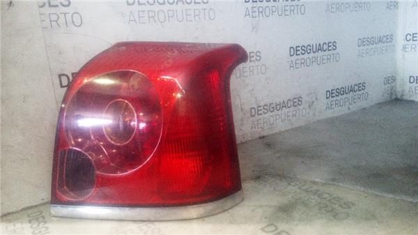 piloto-tra-dcho-toyota-avensis-berlina-t252003-2-2-d-4d-executive-berlina-5-ptas-22-ltr-110-kw-d-4d-cat-1.jpeg