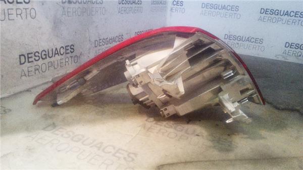 piloto-trasero-dcho-exterior-citroen-c4-picasso-2007-2-0-exclusive-20-ltr-103-kw-16v-cat-rfj-ew10a-3.jpeg