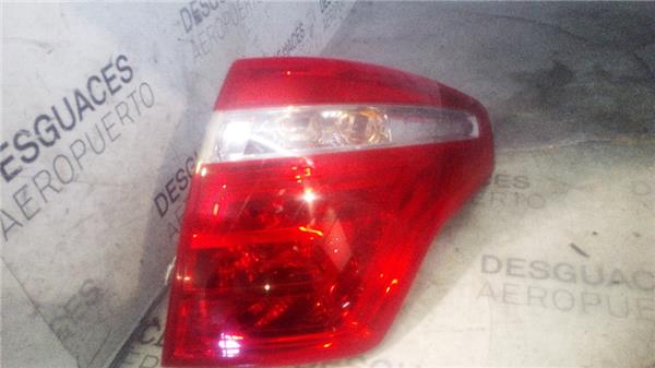 piloto-trasero-dcho-exterior-citroen-c4-picasso-2007-2-0-exclusive-20-ltr-103-kw-16v-cat-rfj-ew10a.jpeg