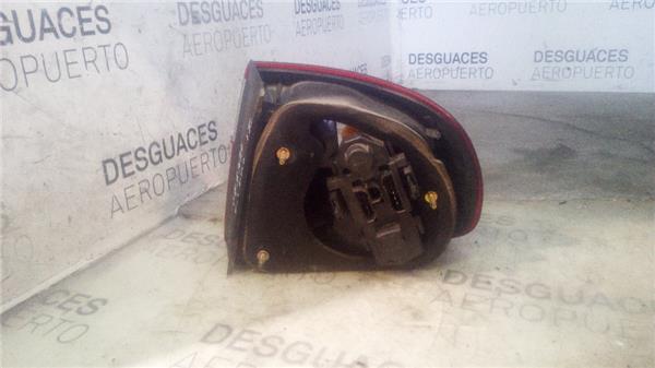 piloto-trasero-izdo-interior-seat-toledo-1m203-1999-1-9-tdi.jpeg