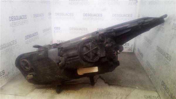 faro-del-dcho-hyundai-i40-vf11-2011-1-7-style-17-ltr-100-kw-crdi-cat-8.jpeg