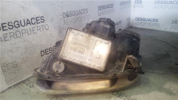 faro-del-dcho-opel-meriva-2003-1-7-cdti-4.jpeg