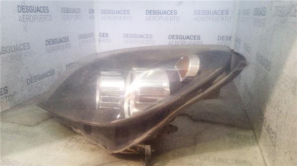 faro-del-izdo-opel-astra-h-caravan-2006-1-7-cdti-2.jpeg