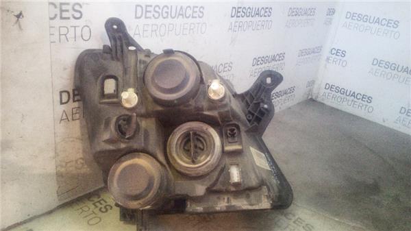 faro-del-izdo-opel-meriva-2003-1-4-16v-twinport-3.jpeg