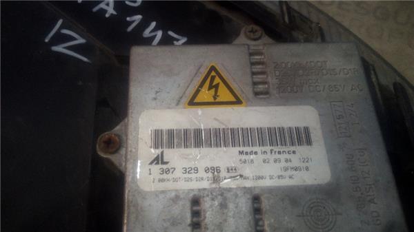 faro-xenon-izdo-alfa-romeo-147-1902000-1-9-jtd-distinctive-19-ltr-85-kw-jtd-cat-5.jpeg