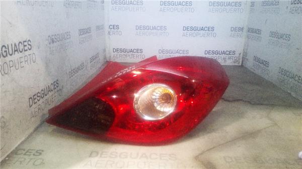 piloto-tra-dcho-opel-corsa-d-2006-1-2.jpeg