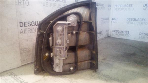 piloto-tra-dcho-opel-vectra-c-berlina-07-2005-1-9-cosmo-19-ltr-110-kw-16v-cdti-cat-z-19-dth-lrd-3.jpeg
