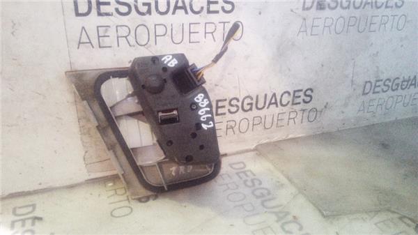 piloto-trasero-dcho-interior-bmw-serie-3-berlina-e461998-2-0-320d-20-ltr-110-kw-16v-diesel-cat-1.jpeg