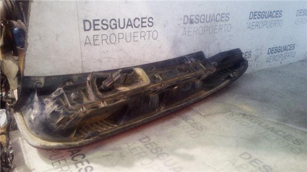 piloto-trasero-izdo-exterior-ford-fusion-cbk2002-2.jpeg