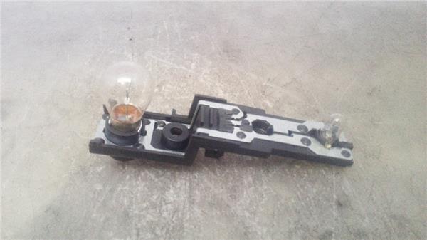 portalampara-piloto-tra-izdo-seat-ibiza-6l104-2002-1-9-tdi.jpeg