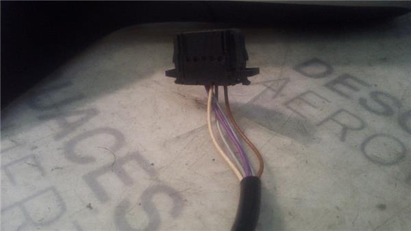 retrovisor-electrico-izdo-volkswagen-passat-berlina-3b21996-1-9-tdi-3.jpeg