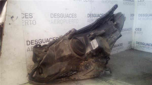 faro-del-dcho-opel-astra-h-gtc-11-2006-1-7-111-years-17-ltr-81-kw-16v-cdti-3.jpeg