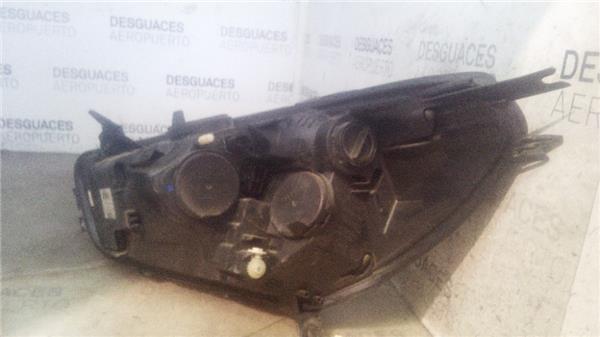 faro-del-dcho-renault-clio-iv-2012-1-2-limited-12-ltr-54-kw-16v-1.jpeg
