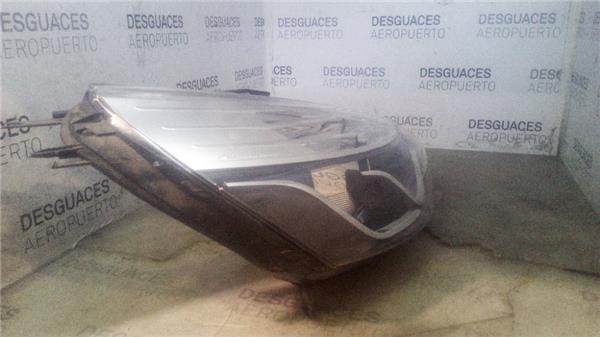 faro-del-dcho-renault-clio-iv-2012-1-2-limited-12-ltr-54-kw-16v-3.jpeg